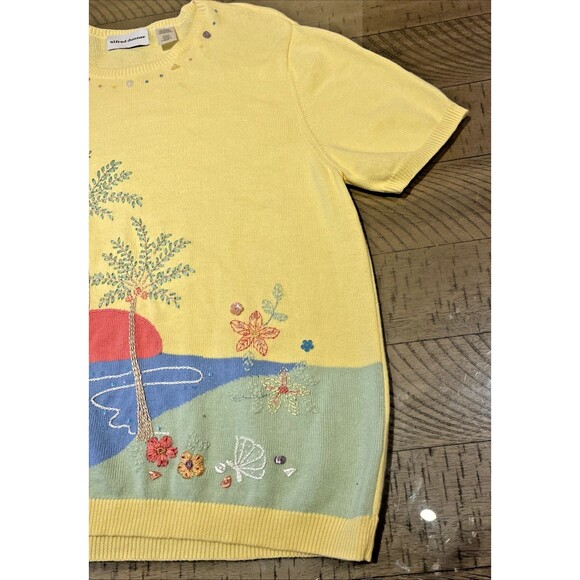 Alfred Dunner Women Short Sleeve Yellow Summer Embroidered Top Sweater Size L - Picture 2 of 6